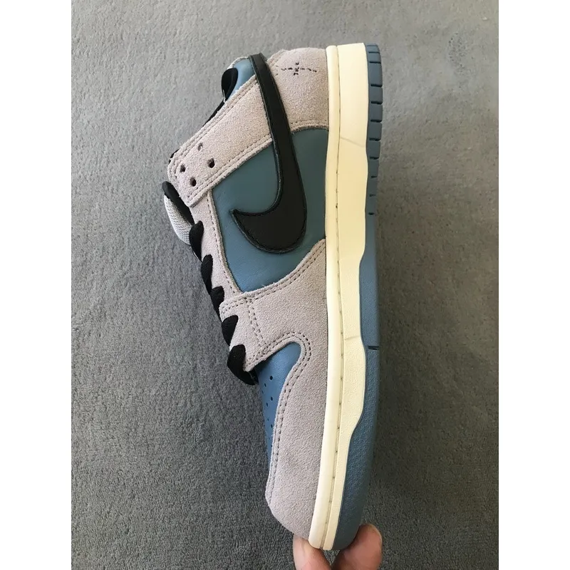 Travis Scott x PlayStation x Nike Dunk Low SP
