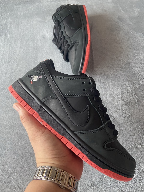 Nike Dunk Low SB TRD QS Black Pigeon