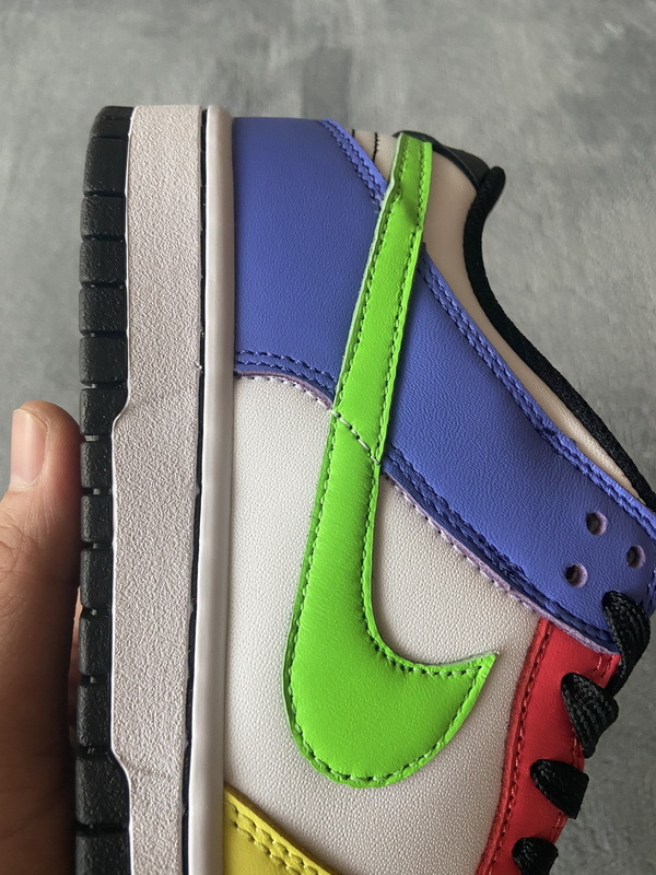 Nike Dunk Low Green Strike