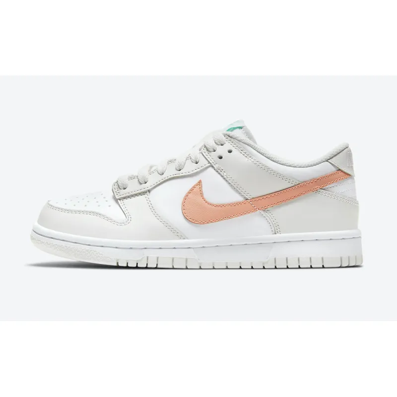 Nike SB Dunk Low Tropical Twist