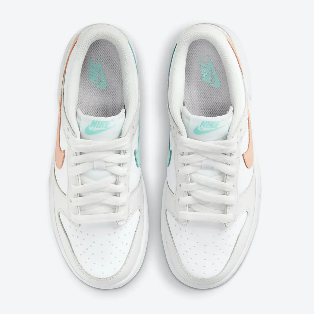 Nike SB Dunk Low Tropical Twist