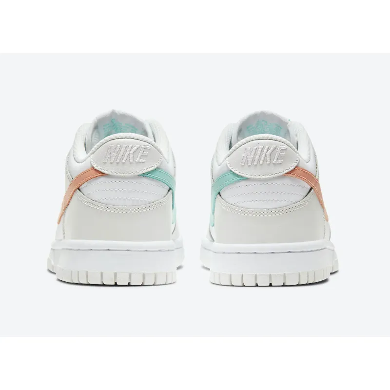 Nike SB Dunk Low Tropical Twist