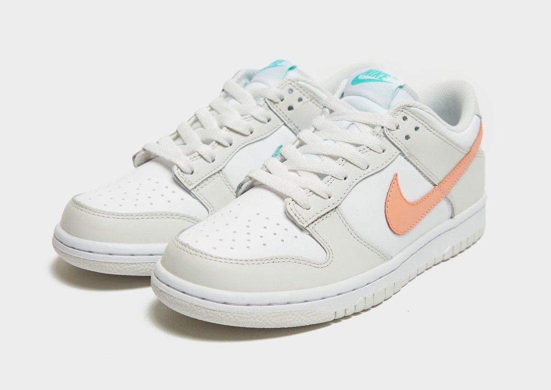 Nike SB Dunk Low Tropical Twist