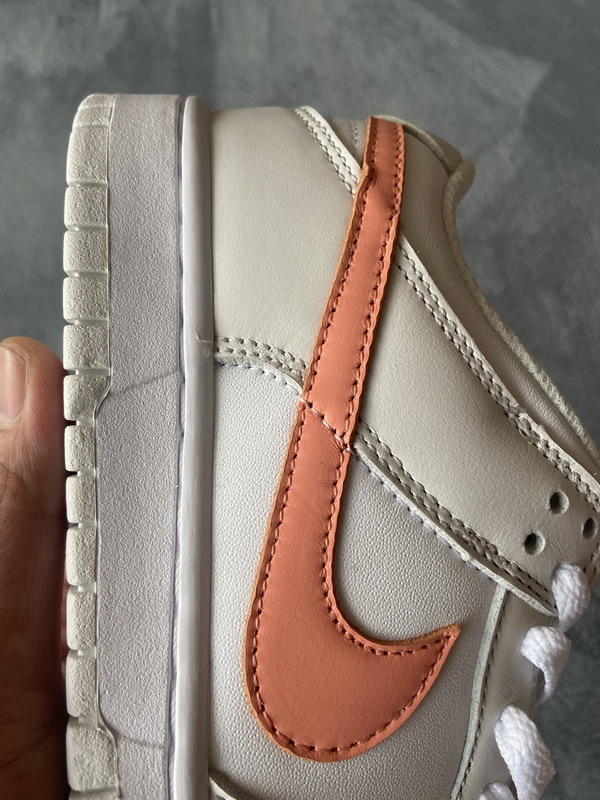 Nike SB Dunk Low Tropical Twist