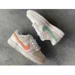 Nike SB Dunk Low Tropical Twist