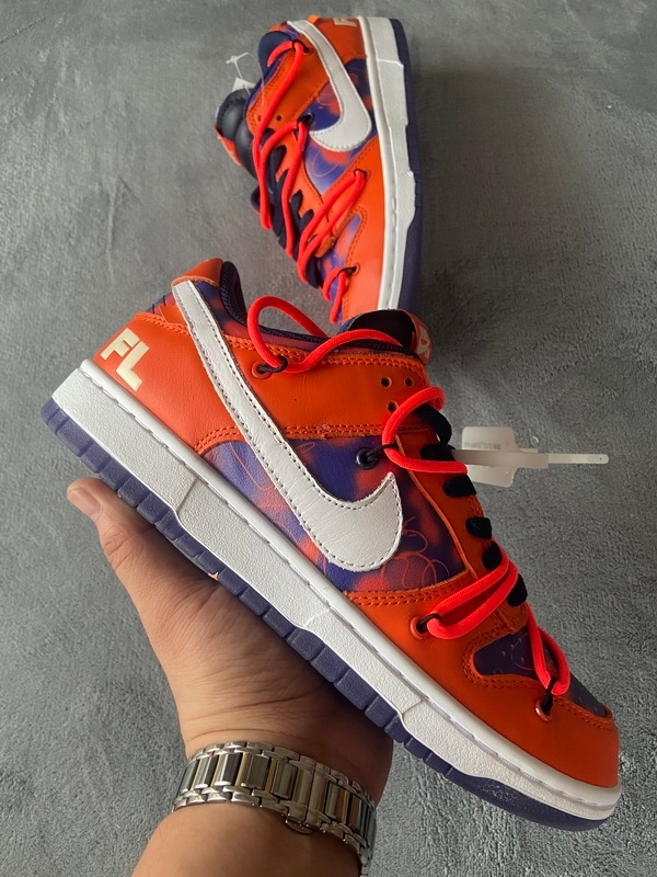 Off White x Futura x Dunk Low SB UNC