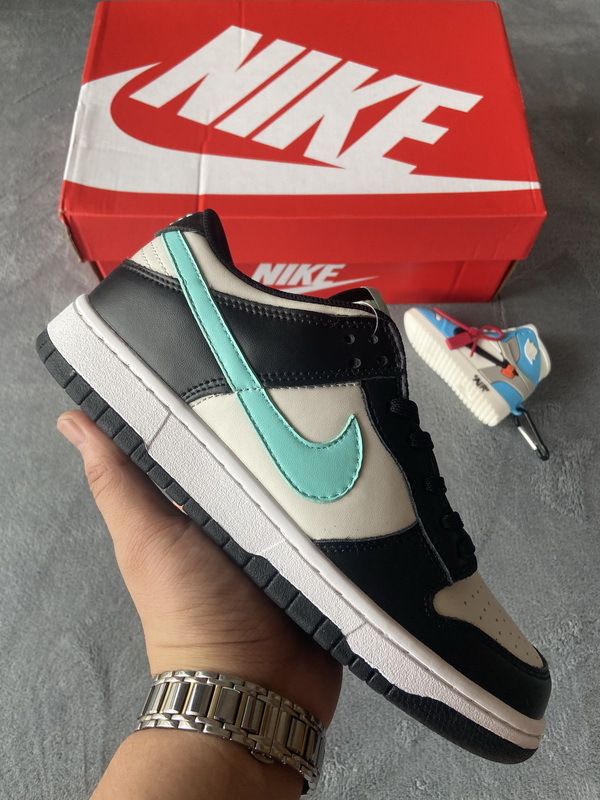 Nike Dunk SB Low Tiffany