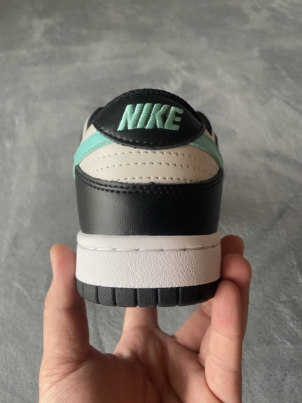 Nike Dunk SB Low Tiffany