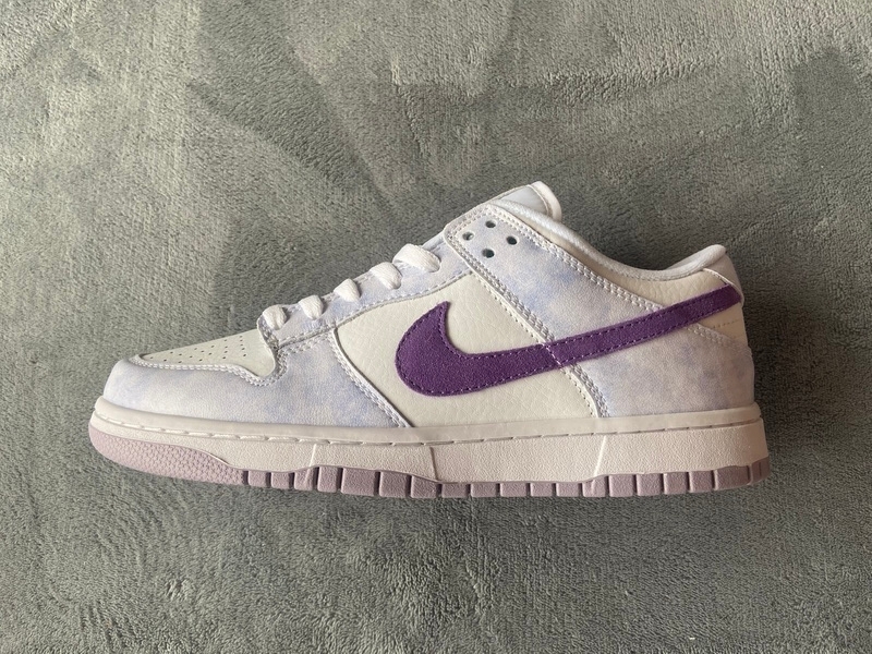 Nike Dunk Low Purple Pulse