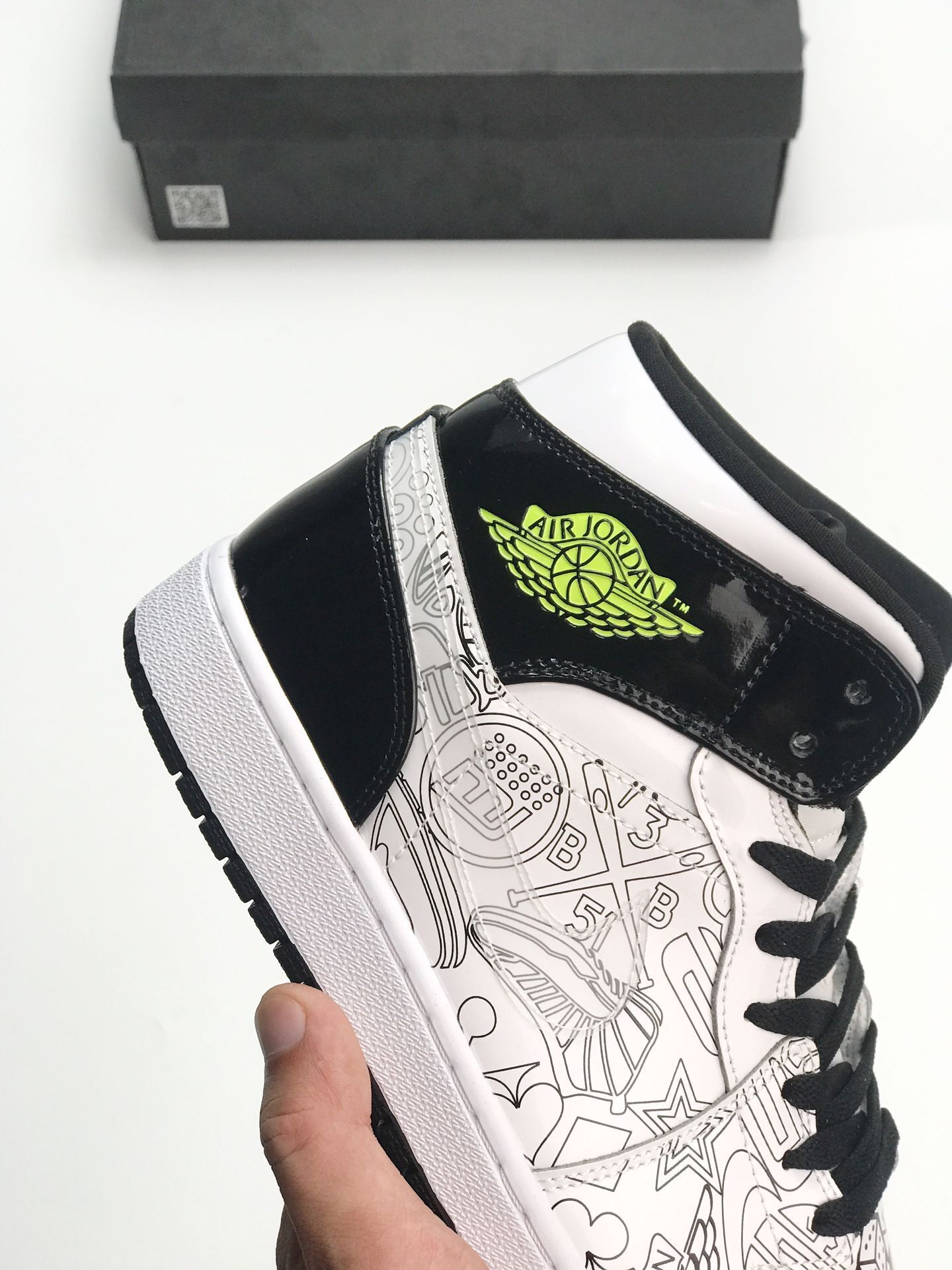 Air Jordan 1 Mid SE（GS）DIY  DC4099-100