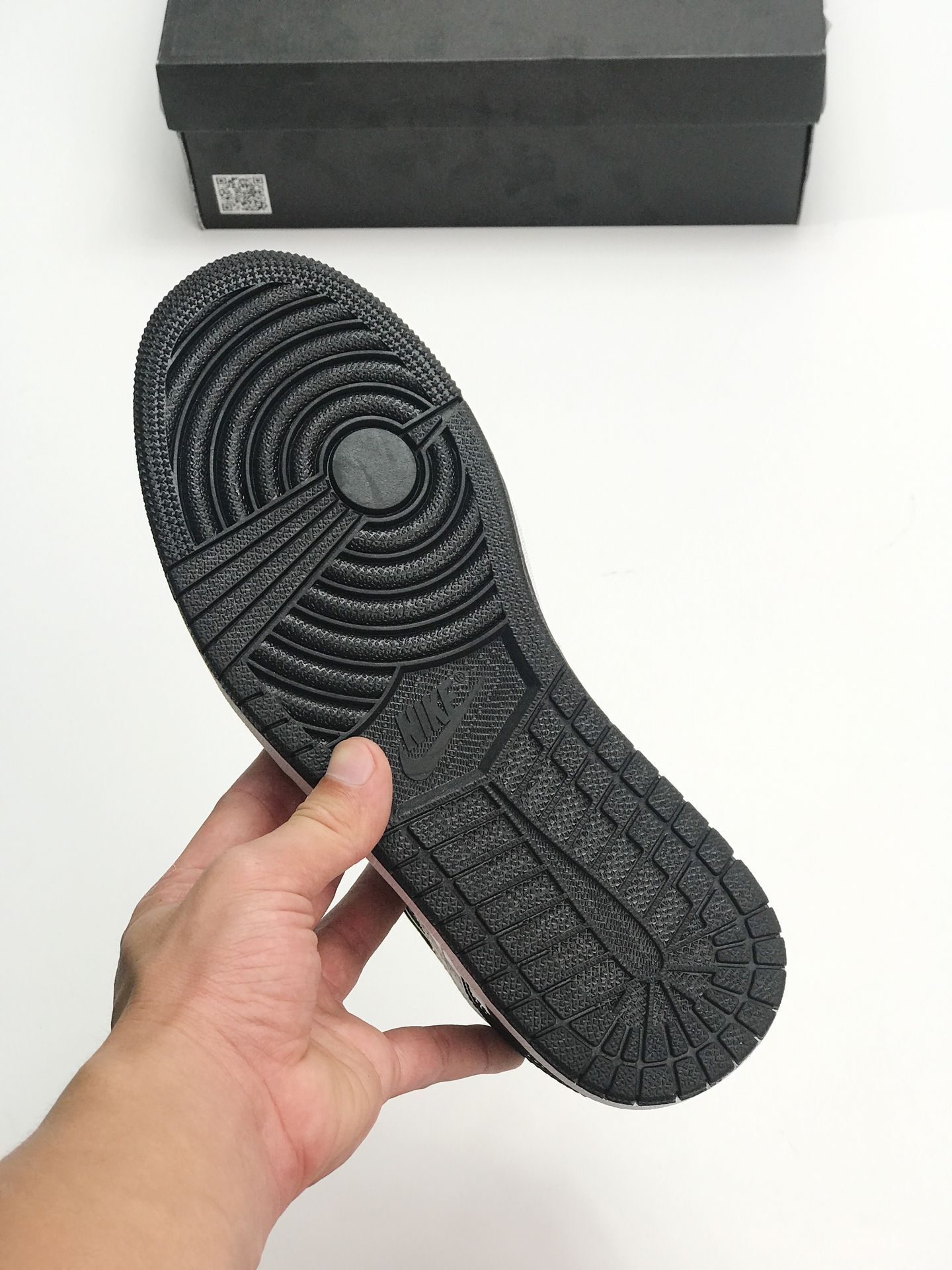 Air Jordan 1 Mid SE（GS）DIY  DC4099-100