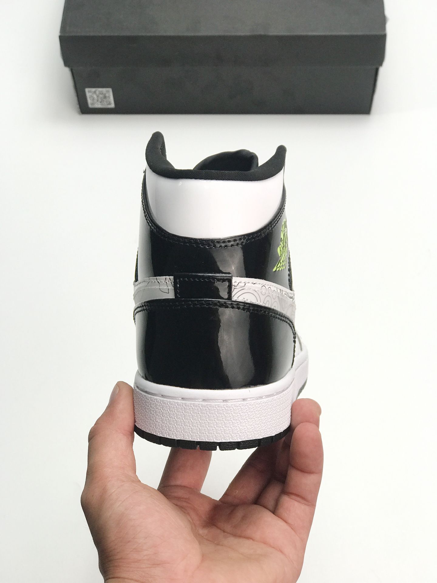 Air Jordan 1 Mid SE（GS）DIY  DC4099-100