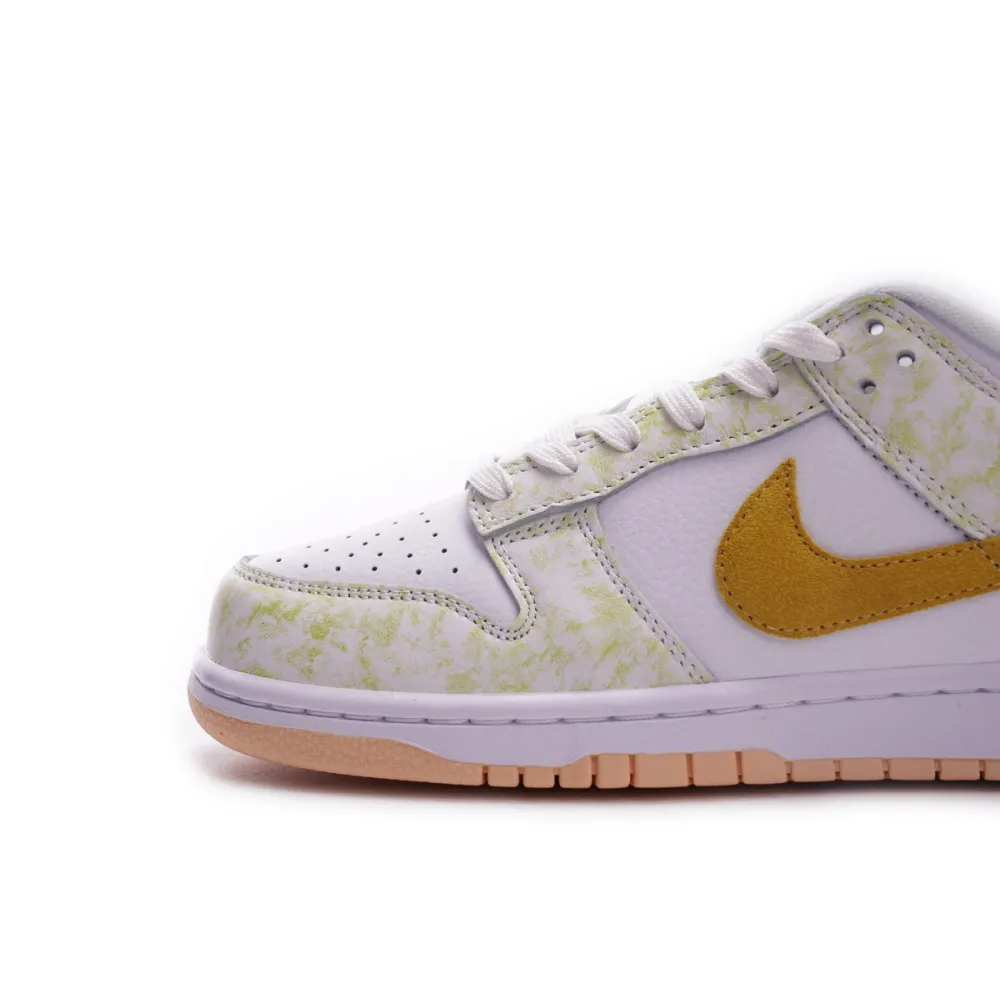Nike Dunk Low Yellow Strike