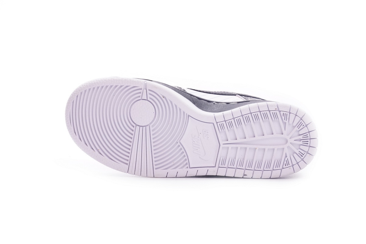 Nike Dunk Low Premium Nikebook