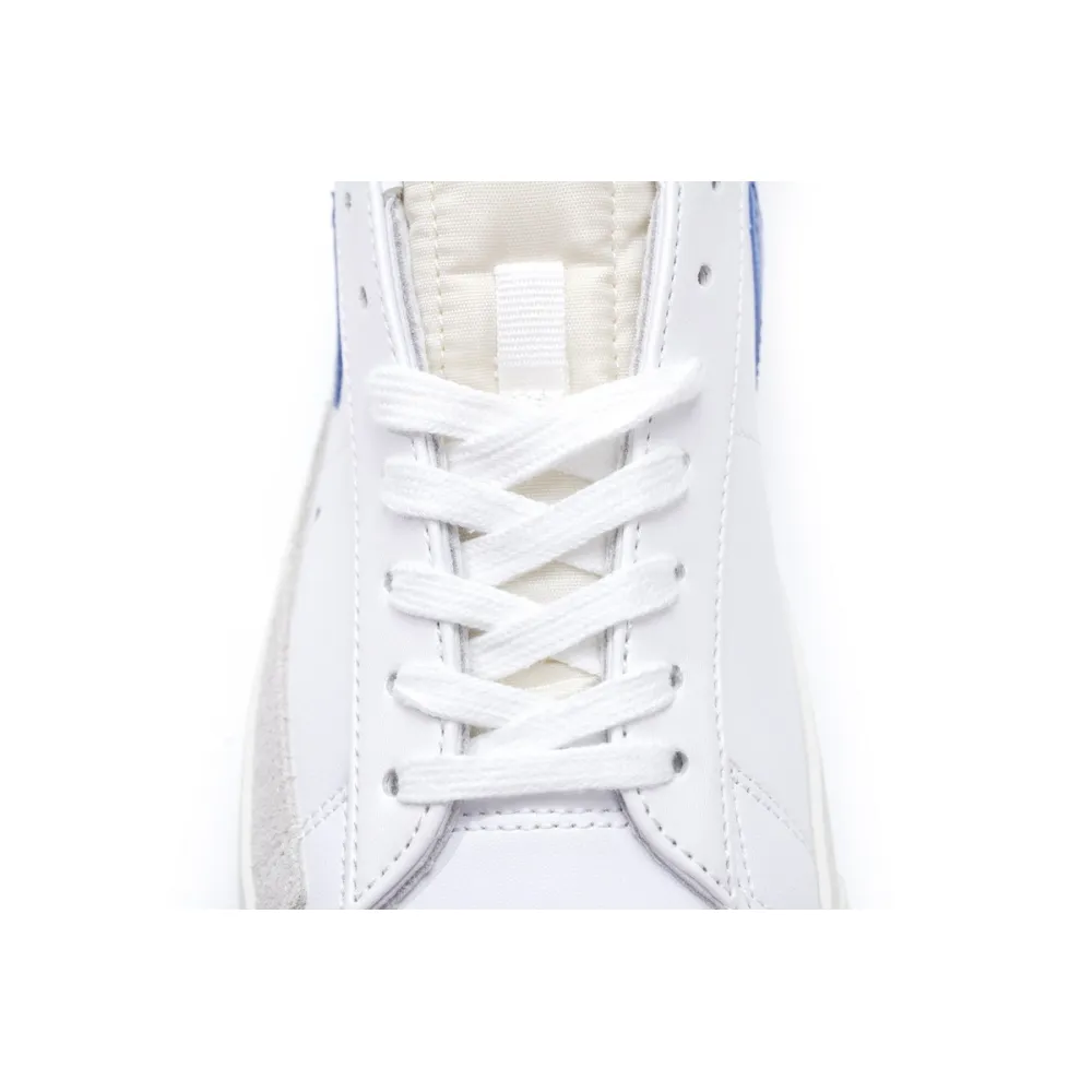 Nike Blazer Low 77 Vintage Hyper Royal