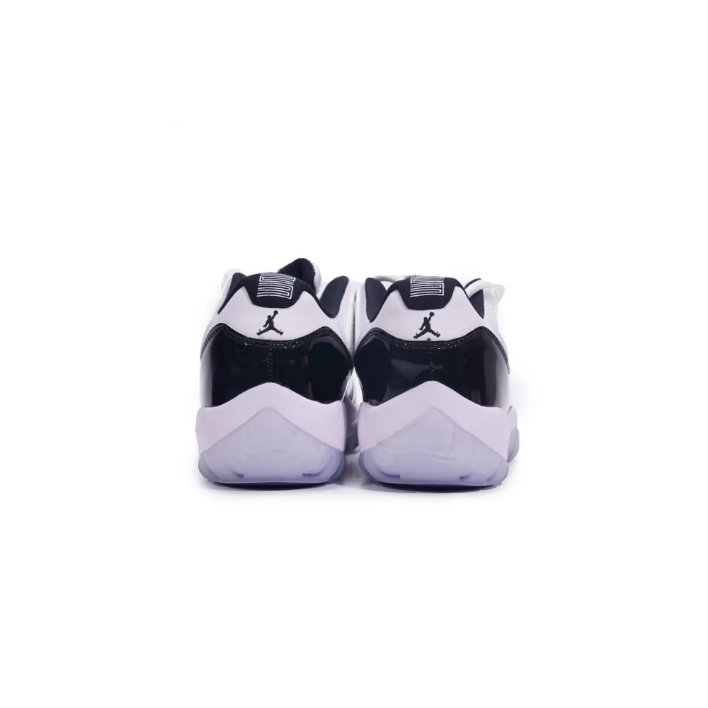 Air Jordan 11 Retro Low Concord