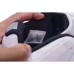 Air Jordan 11 Retro Low Concord