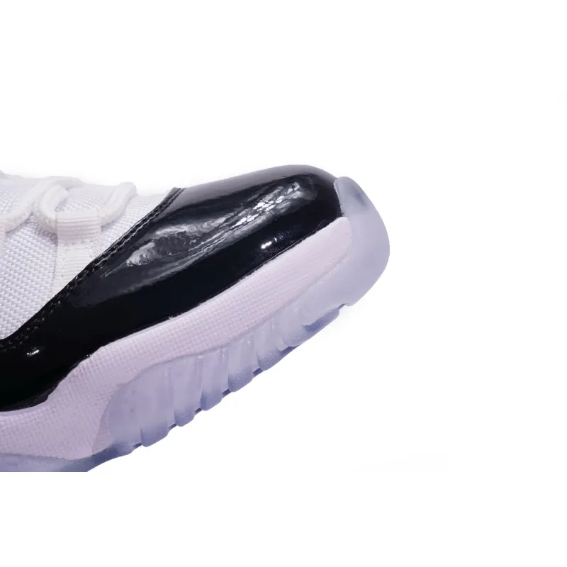 Air Jordan 11 Retro Low Concord