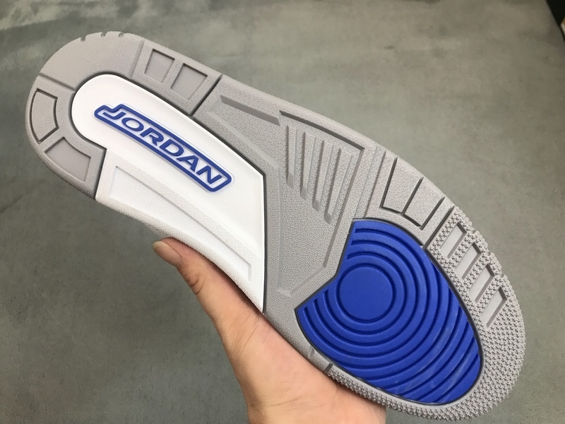 Air Jordan 3 Retro Racer Blue