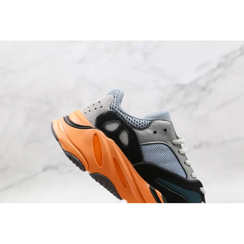Yeezy Boost 700 