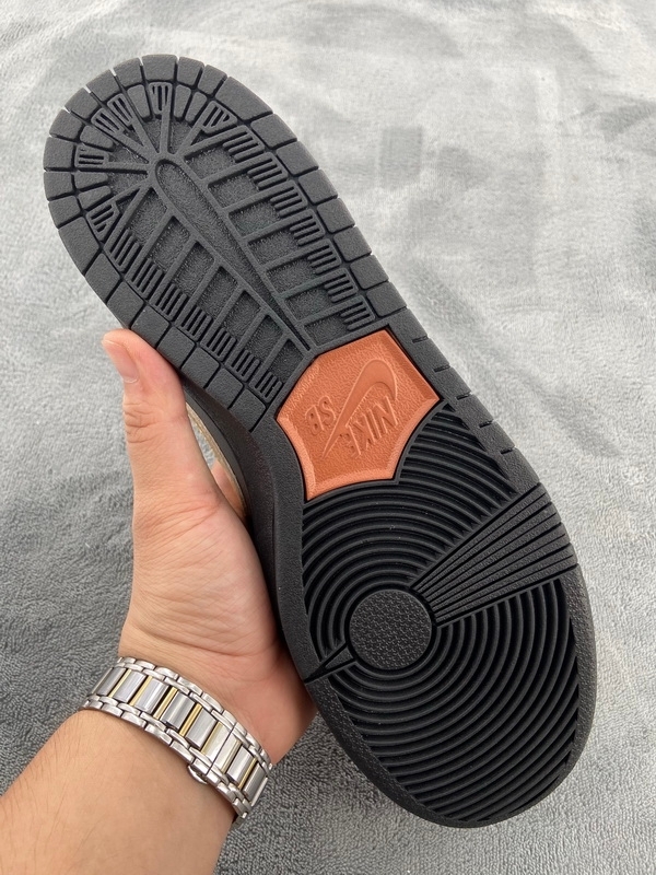 Nike SB Dunk High Pro QS Banshee