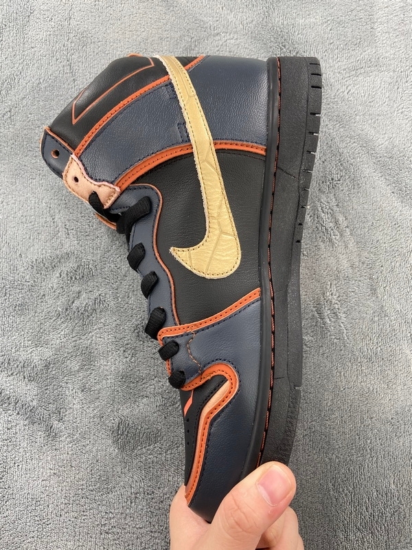 Nike SB Dunk High Pro QS Banshee