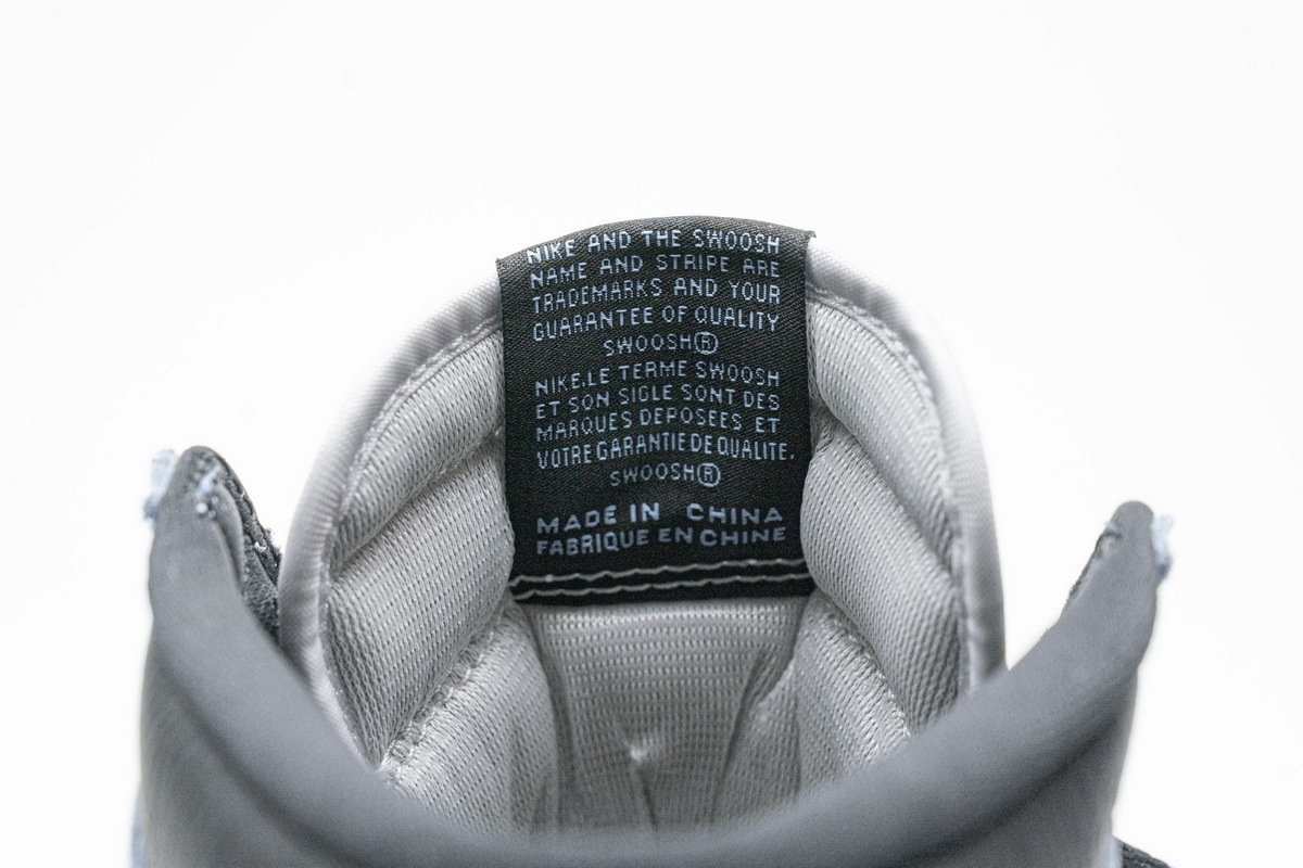 Air Jordan 1 Retro High White University Blue Black