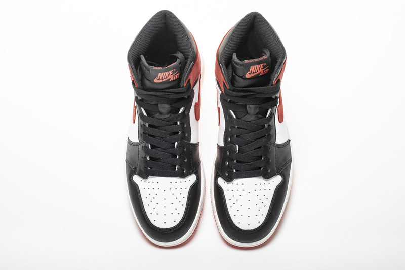 Air Jordan 1 Retro High Track Red