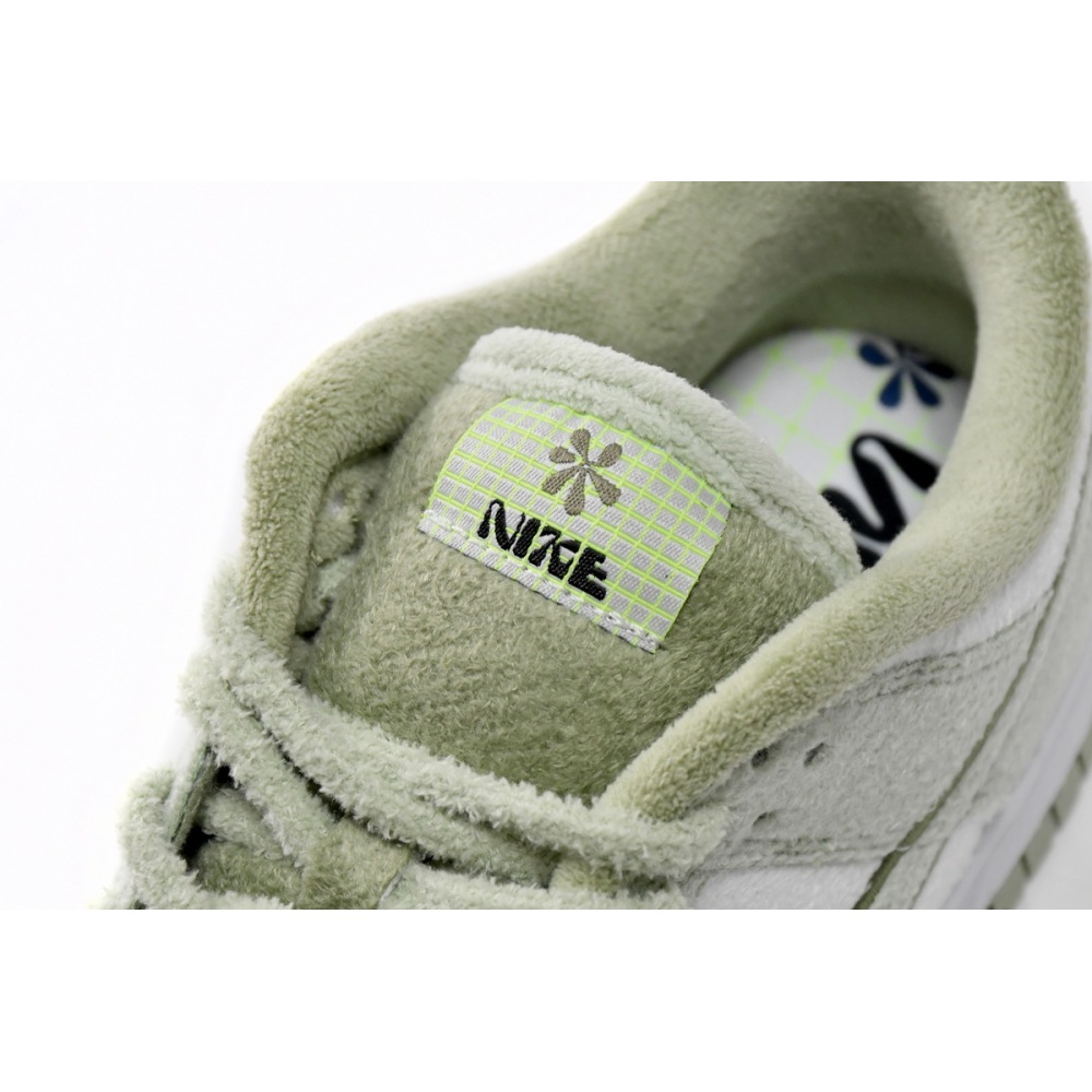 Nike Dunk Low "Fleece" DQ7579-300