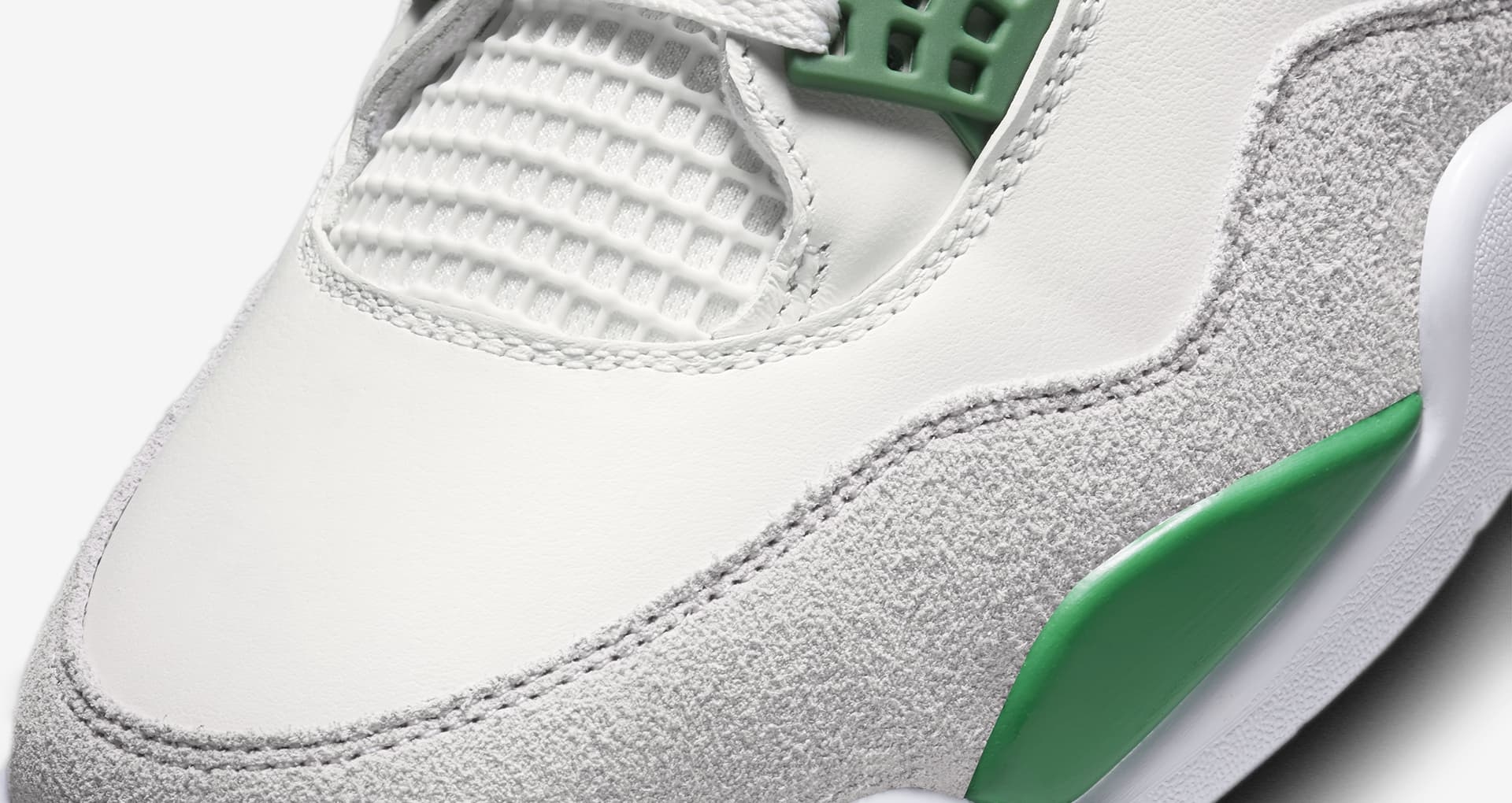 Og Tony Air Jordan 4 Retro SB Pine Green DR5415-103