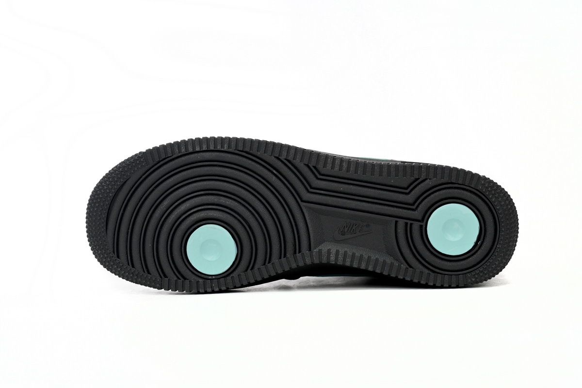 Nike Nike Air Force 1 Low Tiffany & Co. 1837 DZ1382-001