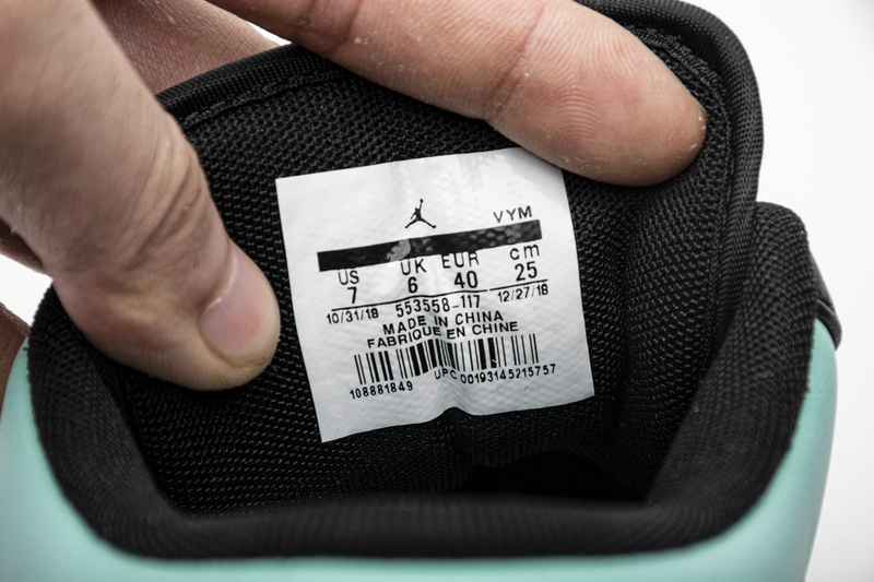 Air Jordan 1 Low Emerald Toe