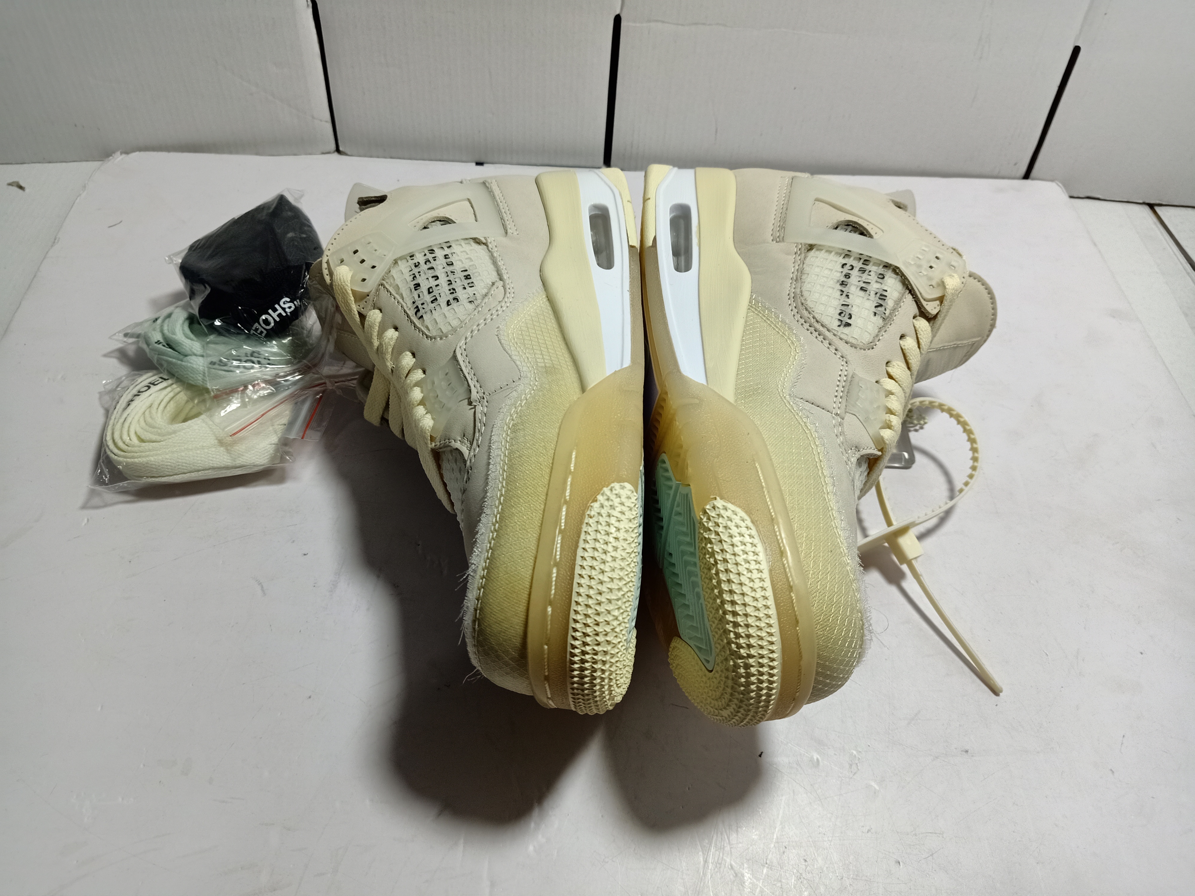 Og Tony Air Jordan 4 Retro Off-White Sail (W) CV9388-100 review 3