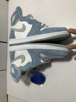 Og Tony Air Jordan 1 Retro High OG Hyper Royal 555088-402 review tonyshoe10 05