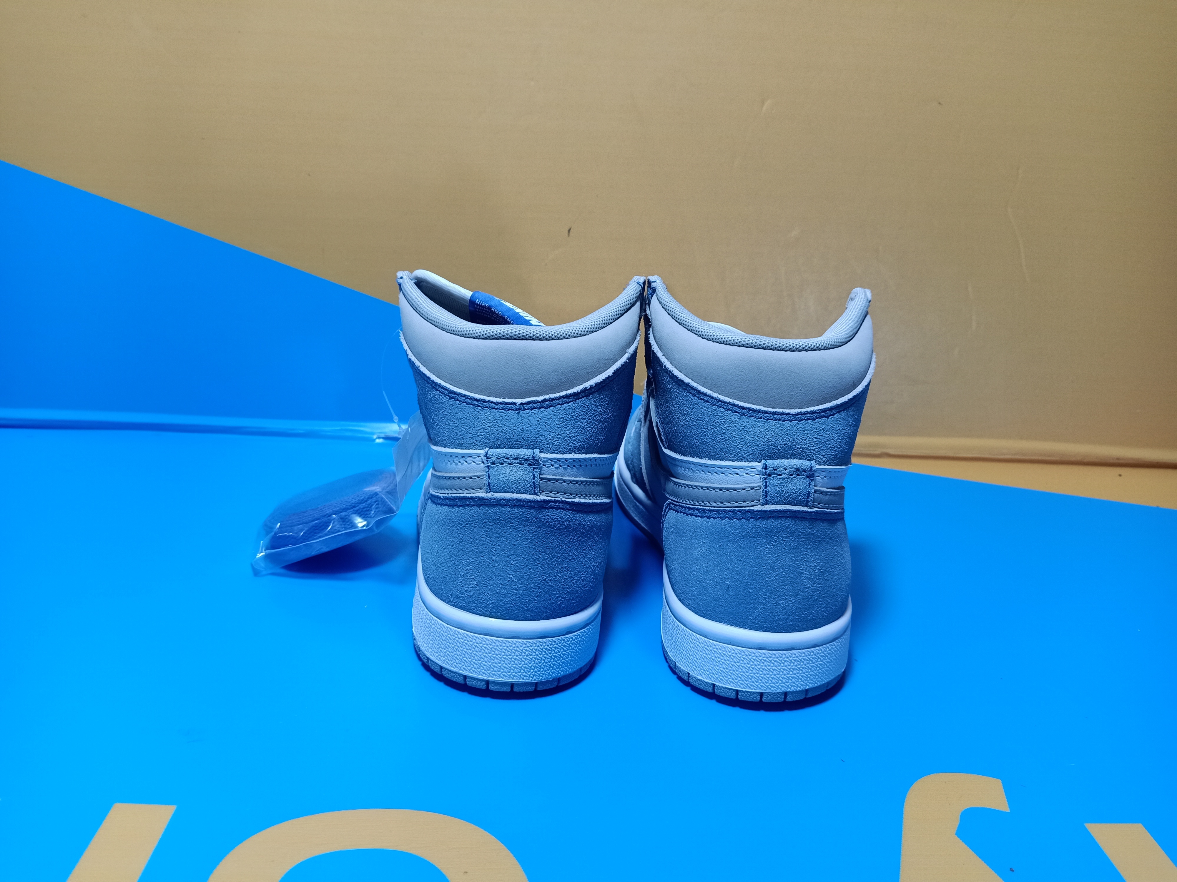 Og Tony Air Jordan 1 Retro High OG Hyper Royal 555088-402 review Ogtony，ogtony，TonyShoes，Tonyshoe，tonyshoes，tonyshoe 01