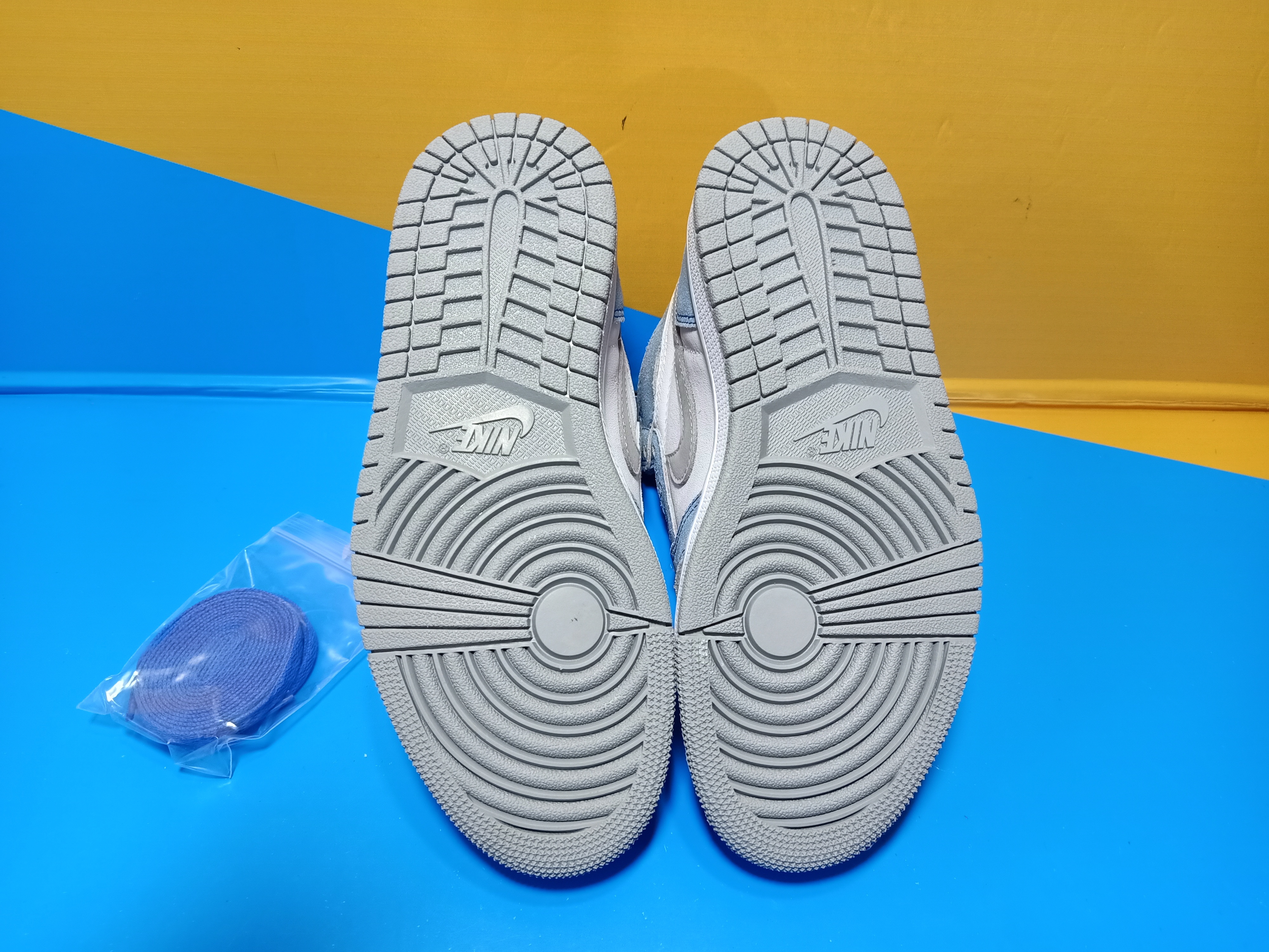 Og Tony Air Jordan 1 Retro High OG Hyper Royal 555088-402 review Ogtony，ogtony，TonyShoes，Tonyshoe，tonyshoes，tonyshoe 05