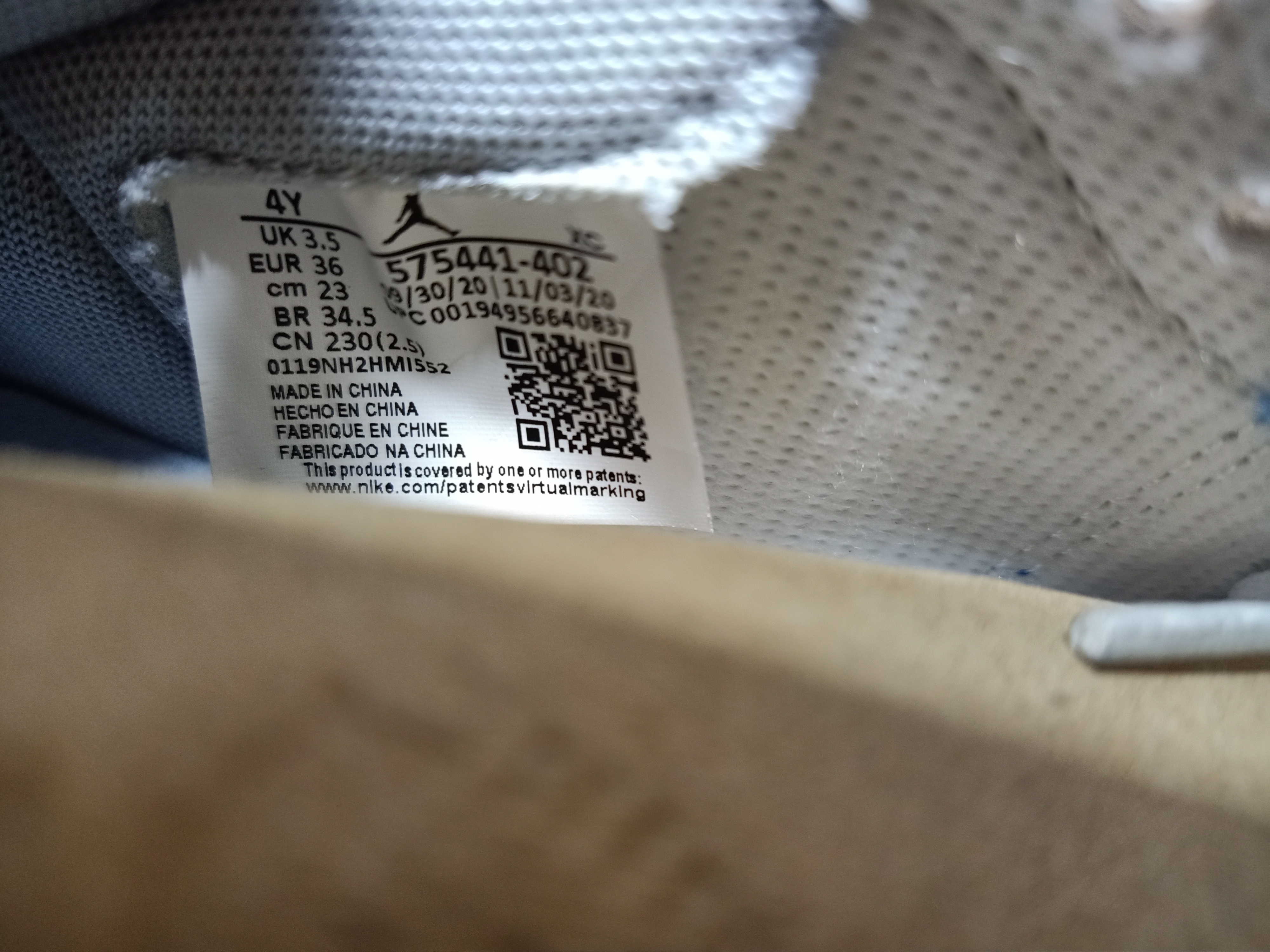 Og Tony Air Jordan 1 Retro High OG Hyper Royal 555088-402 review Ogtony，ogtony，TonyShoes，Tonyshoe，tonyshoes，tonyshoe 07