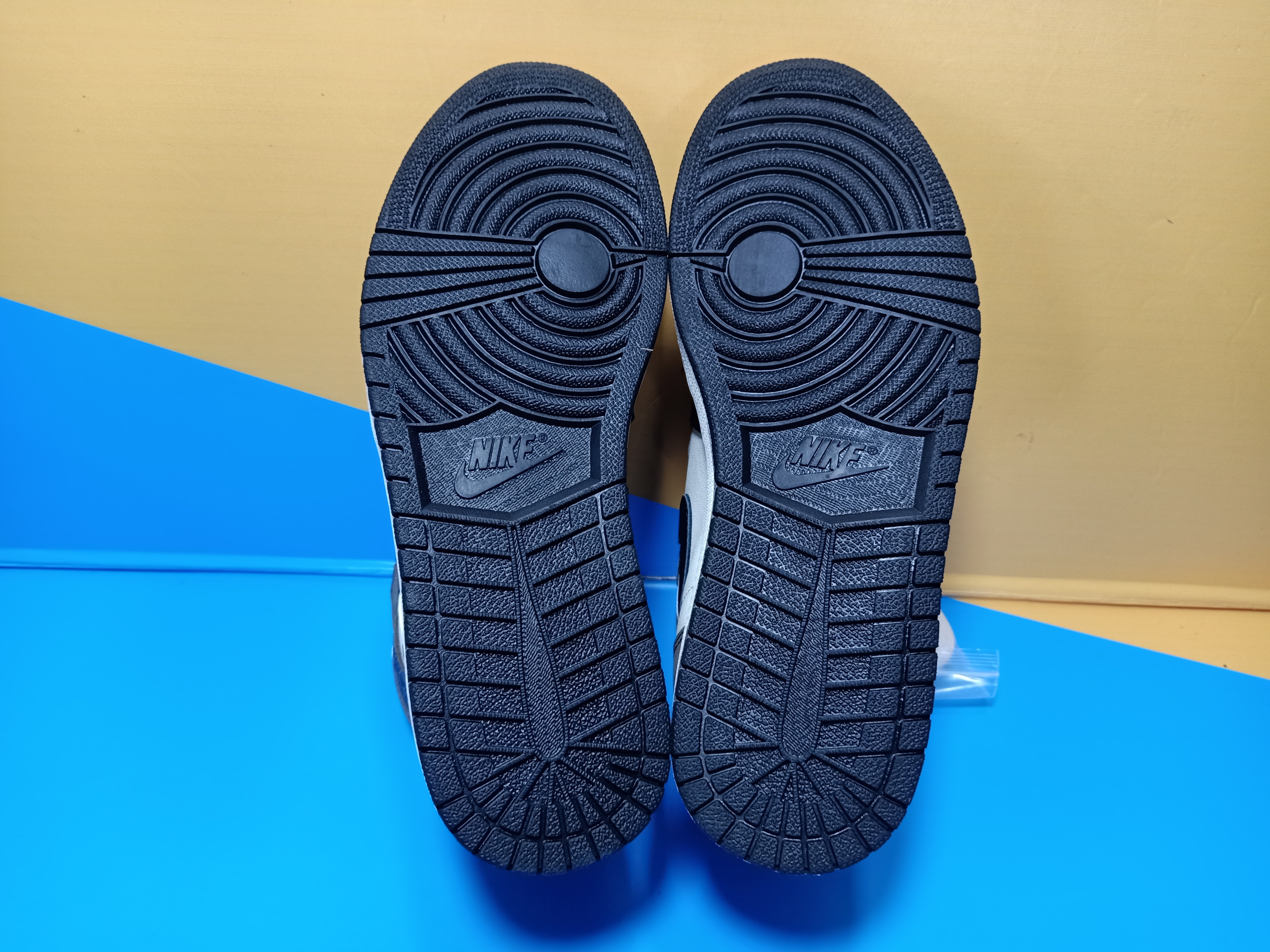 Og Tony Air Jordan 1 Retro High Dark Mocha 555088-105 review Ogtony，ogtony，TonyShoes，Tonyshoe，tonyshoes，tonyshoe 04