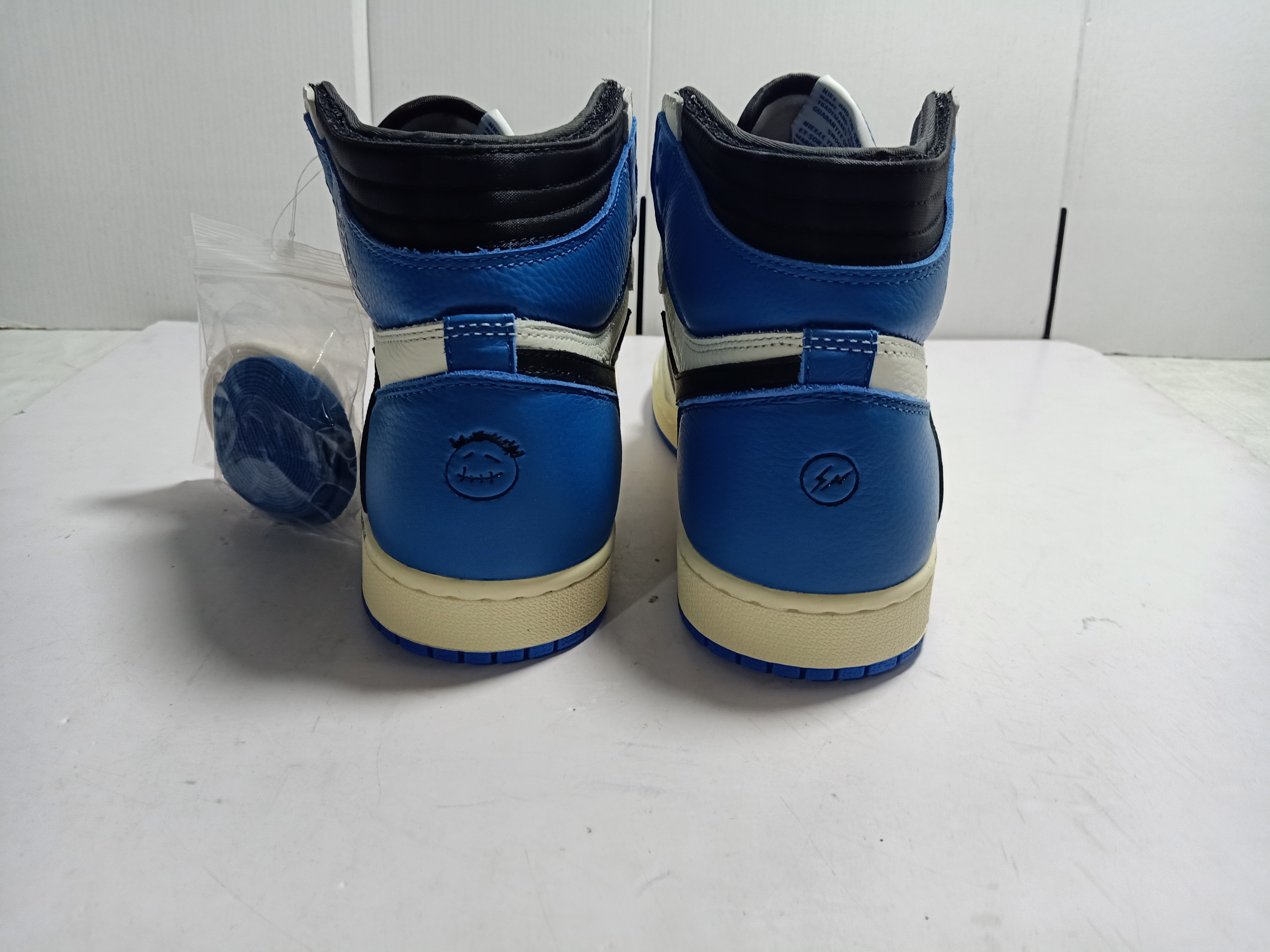 Og Tony Fragment x Travis Scott x Air Jordan 1 High OG Military DH3227-105 review tonyshoe10 02