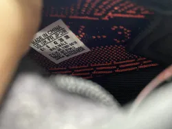 Yeezy Boost 350 V2 Core Black Red BY9612 review Ogtony，ogtony，TonyShoes，Tonyshoe，tonyshoes，tonyshoe 08