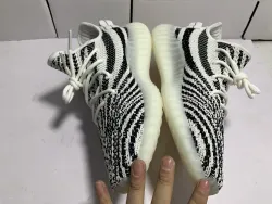 Yeezy Boost 350 V2 Zebra CP9654 review tonyshoe10 04