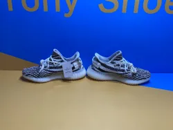 Yeezy Boost 350 V2 Zebra CP9654 review Ogtony，ogtony，TonyShoes，Tonyshoe，tonyshoes，tonyshoe 01