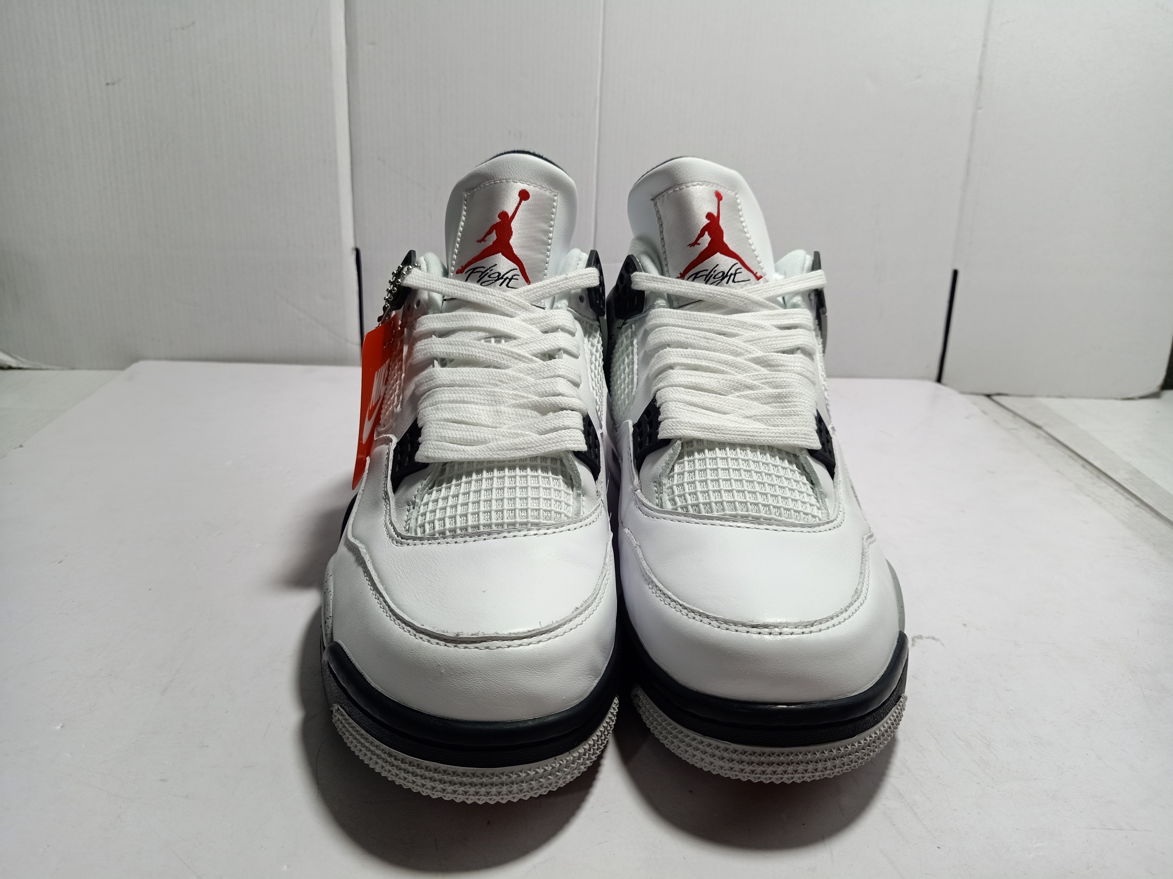 Og Tony Air Jordan 4 Retro White Cement (2016) 840606-192 review Ogtony，ogtony，TonyShoes，Tonyshoe，tonyshoes，tonyshoe 03