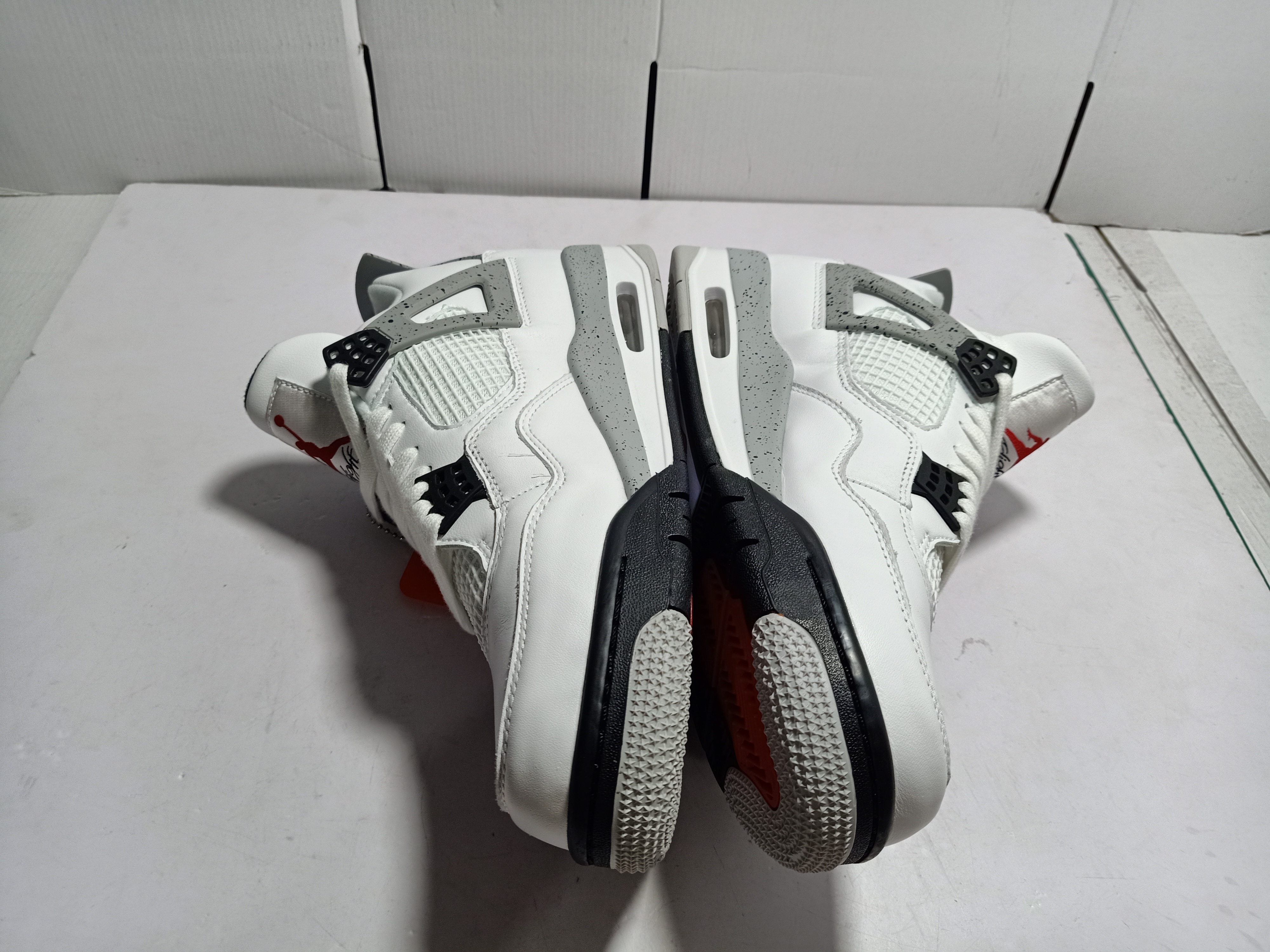 Og Tony Air Jordan 4 Retro White Cement (2016) 840606-192 review Ogtony，ogtony，TonyShoes，Tonyshoe，tonyshoes，tonyshoe 04