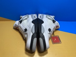 Og Tony Air Jordan 4 Retro White Cement (2016) 840606-192 review Ogtony，ogtony，TonyShoes，Tonyshoe，tonyshoes，tonyshoe 05