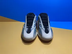 Yeezy 700 V3 “Kyanite” GY0260 review Ogtony，ogtony，TonyShoes，Tonyshoe，tonyshoes，tonyshoe 03