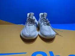 Yeezy Boost 350 V2 Static Reflective EF2367 review Ogtony，ogtony，TonyShoes，Tonyshoe，tonyshoes，tonyshoe 03