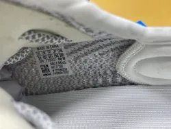 Yeezy Boost 350 V2 Static Reflective EF2367 review Ogtony，ogtony，TonyShoes，Tonyshoe，tonyshoes，tonyshoe 07