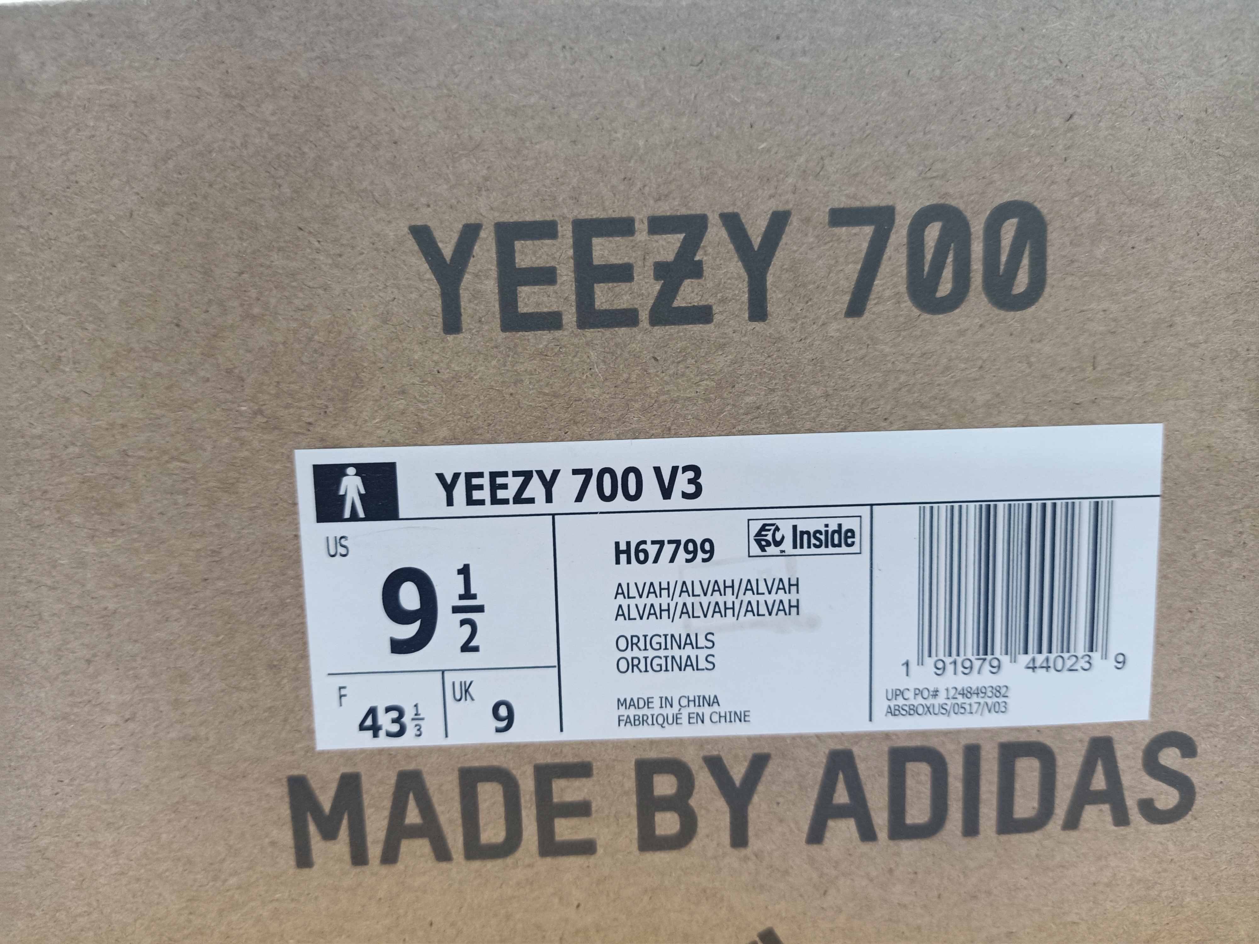 Yeezy 700 V3 Alvah H67799 review Ogtony，ogtony，TonyShoes，Tonyshoe，tonyshoes，tonyshoe 01