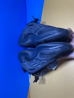 Yeezy 700 V3 Alvah H67799 review Ogtony，ogtony，TonyShoes，Tonyshoe，tonyshoes，tonyshoe 03